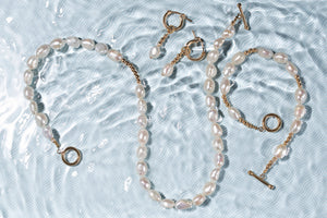LUX Freshwater Pearl Bracelet
