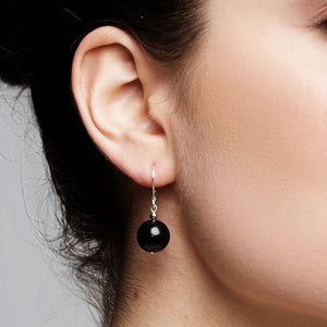 Klassic Pearl Earrings – Black
